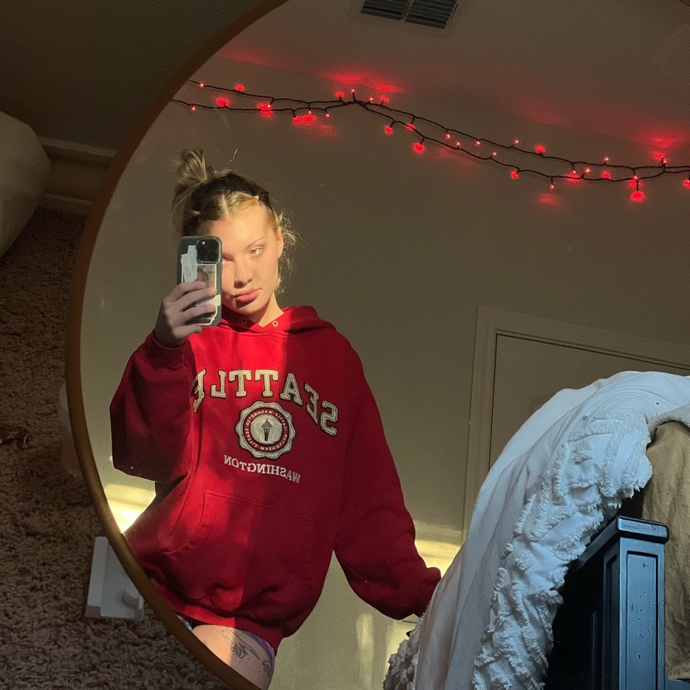 Meet your Posher, Alex